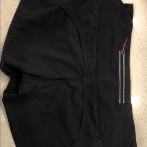 Lululemon Speed Up Short 4”. Size 6.  Black.